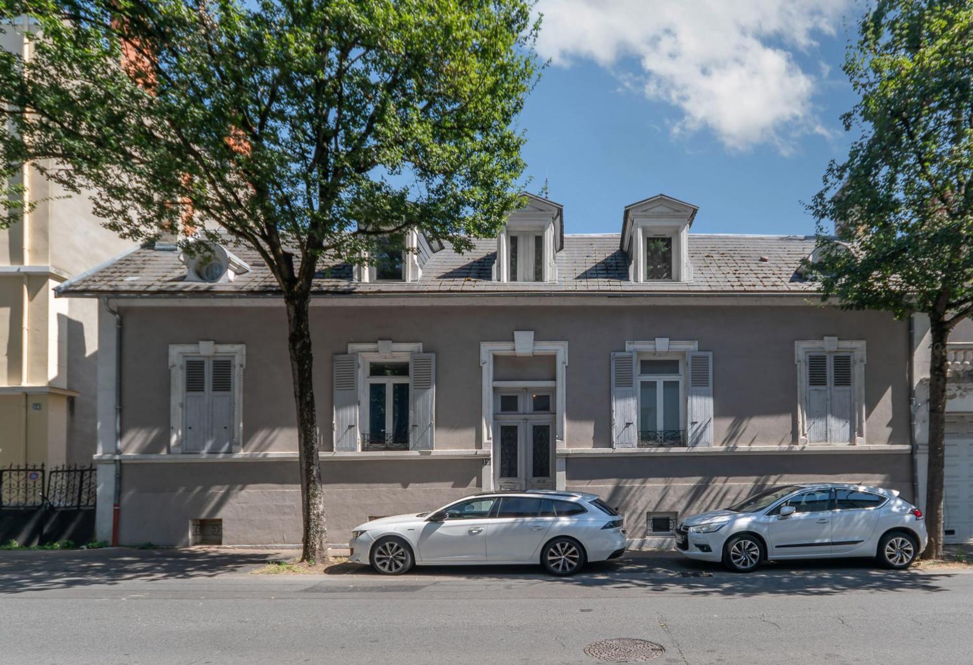 Le Celestin - Appartement 2 Chambres Avec Jardin En Centre Ville Vichy Exterior photo